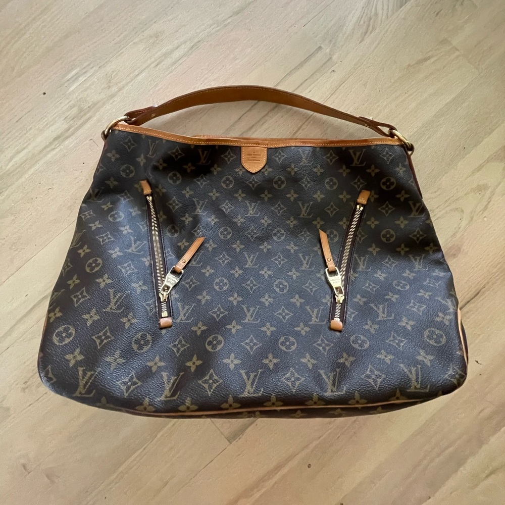 Authentic Louis Vuitton delightful GM